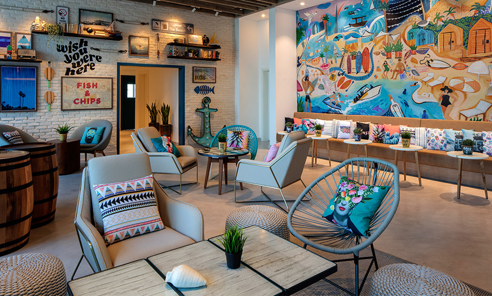 SMALL WINDOW_0000_ROVE LA MER BEACH-18